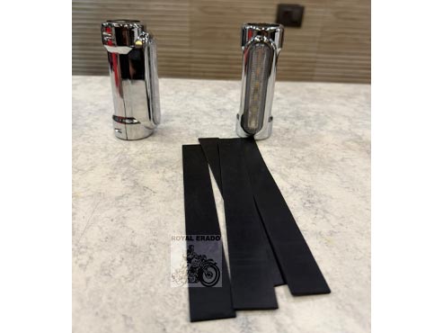 Leg Guard/Crash Guard Turn Signal Indicator Light Universal For Harley-davidson Royal Enfield Super Meteor 650 ( Compatible With Rear Leg Guard Also )