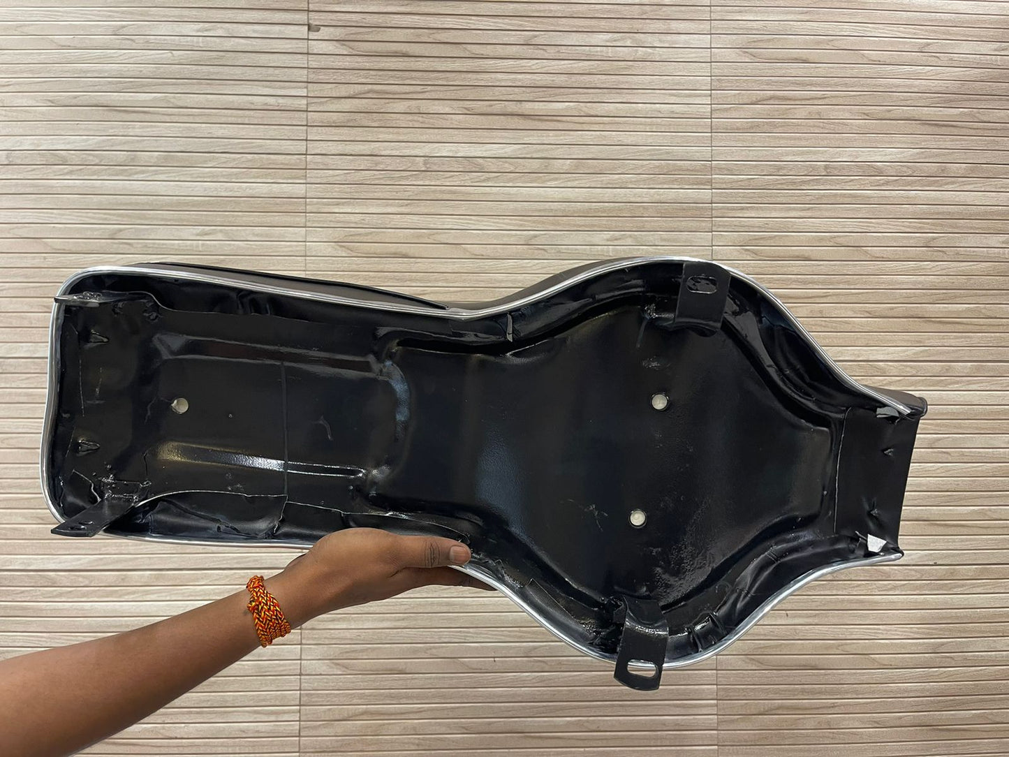 THIN SEAT FOR ROYAL ENFIELD CLASSIC / ELECTRA / STANDARD \ REBORN \ BATALLION