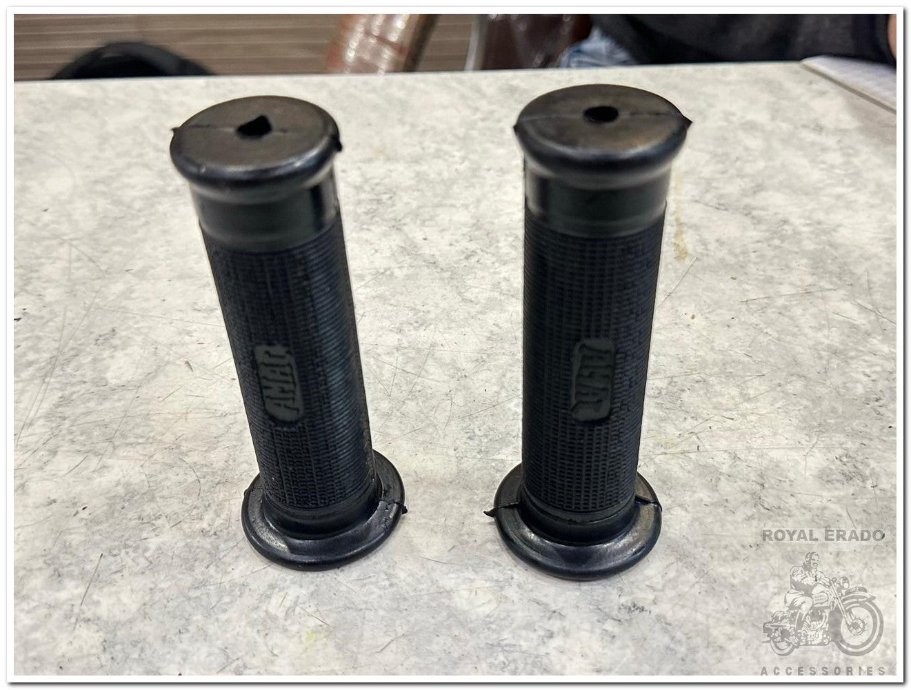 Royal enfield classic electra standard vintage g2 1962 old model bullet Amal written grips