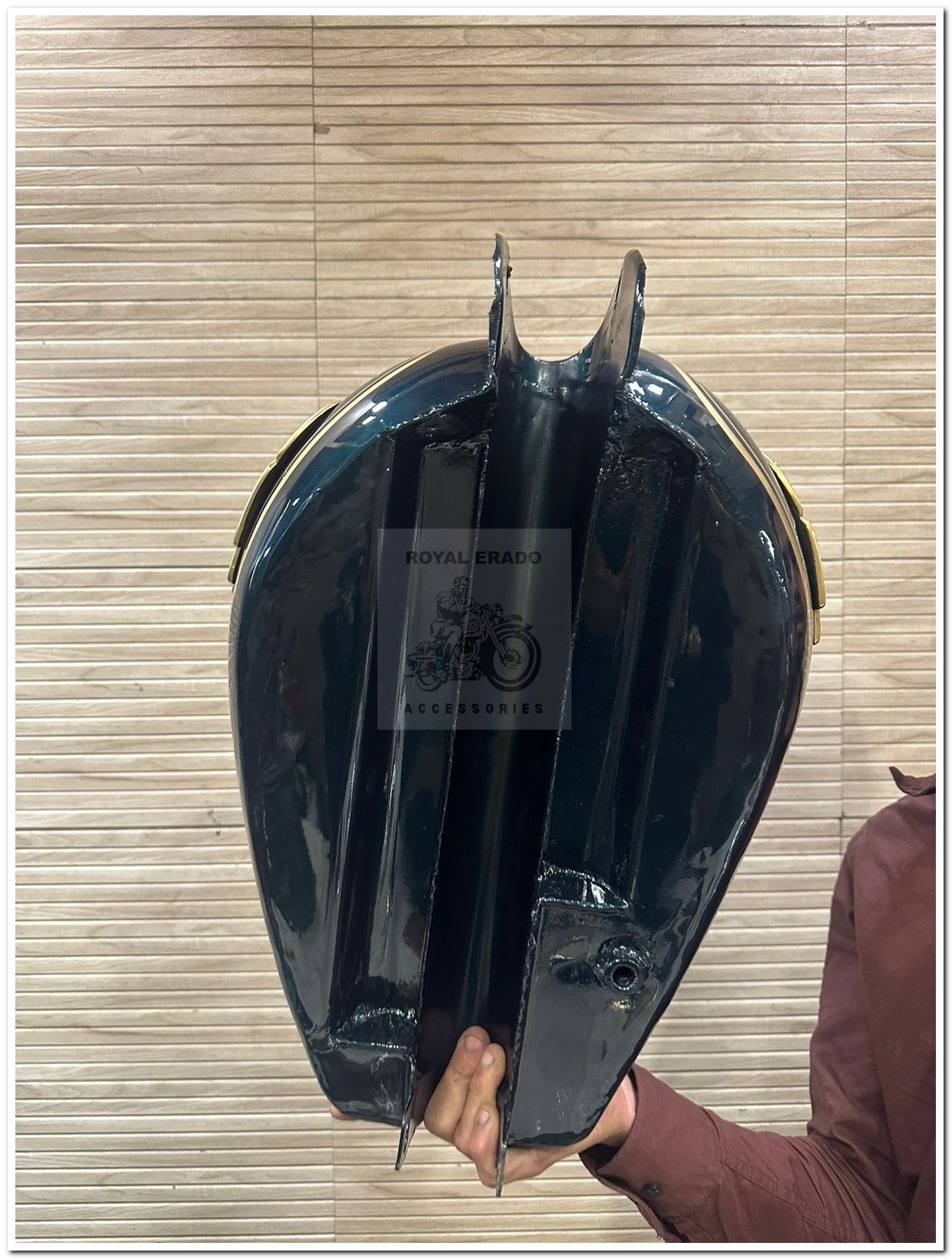 Royal enfield tank metallic green colour with in 14 liters brass tank monogram for classic Electra standard and vintage g2 1962 old model bullet 350