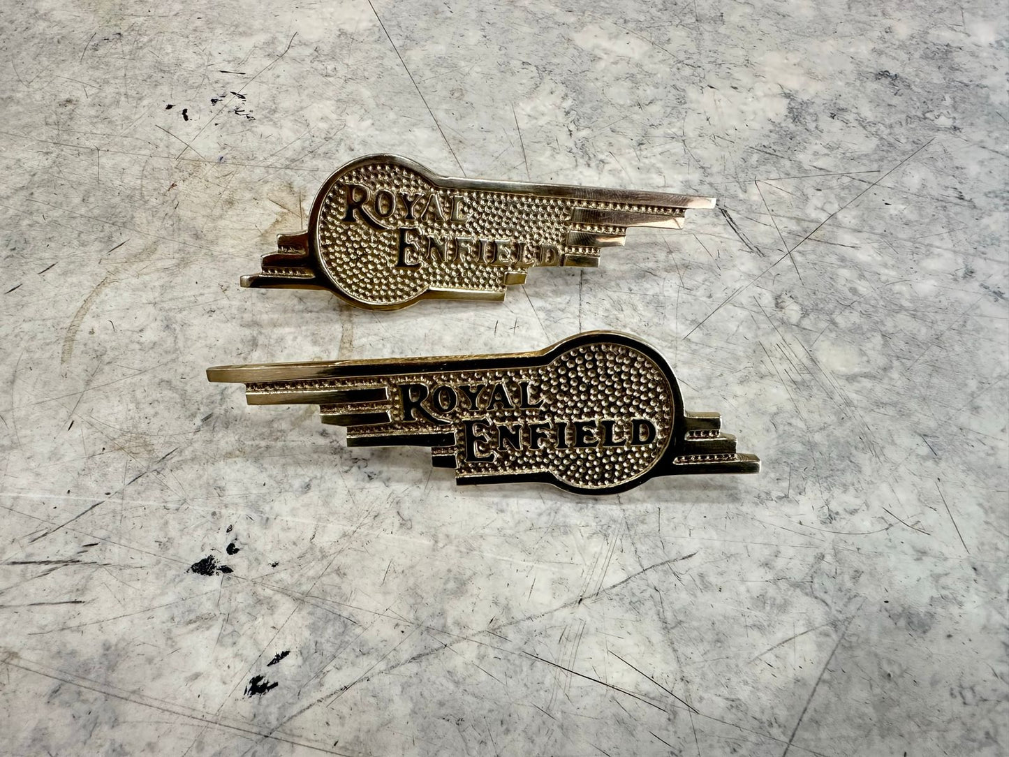 Royal enfield vintage g2 1962 old model bullet 350 classic electra standard battalion reborn hunter 350 meteor 350 tool box monogram in brass with royal enfield written