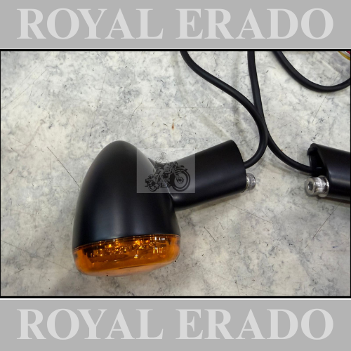 Harley Davidson 883 Indicators black with tail light inbuilt  in metal heavy universal fit to super meteor 650 meteor 350 classic 650 shot gun 650 hunter 350 Goan classic reborn battalion standard electra interceptor and continental gt 650 , Thunderbird