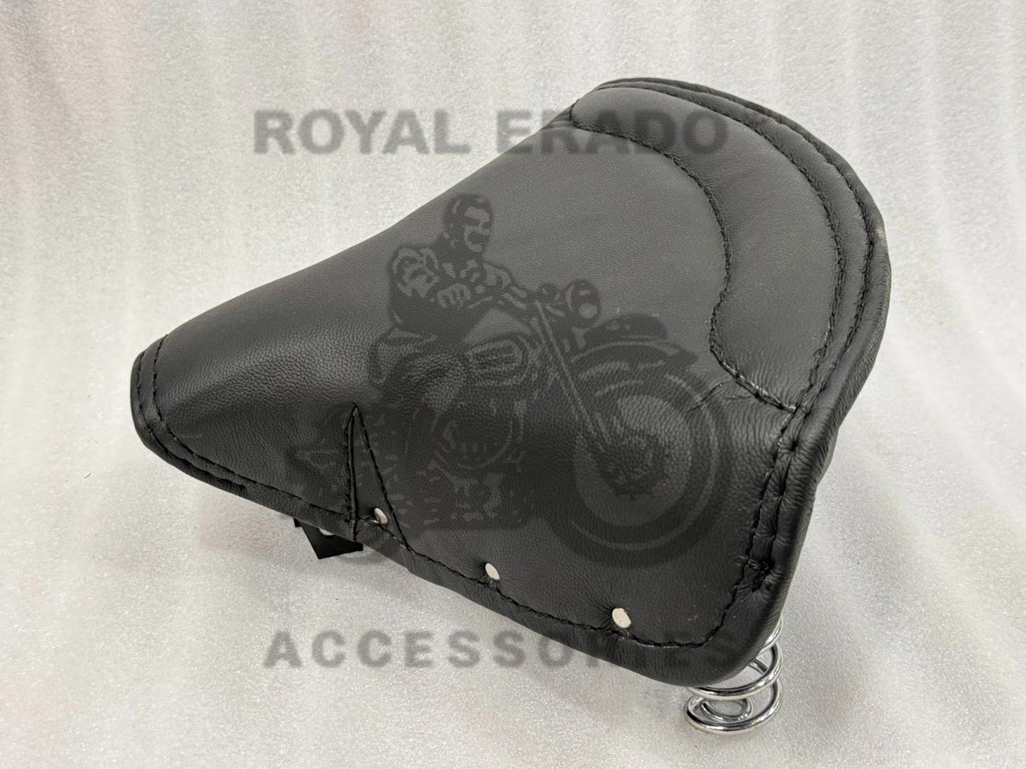 Royal Enfield / Bsa Vintage G2 1962 Old Model Bullet 350 Front Seat With Leather Cover And Spring For Standard & Electra (Arjun Reddy / Kabir Singh Seat)
