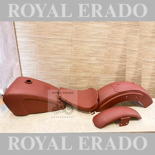 Harley-Davidson 883 / 48 Design Bobber Kit For Bajaj Avenger With Bobber Tank, Seat Plate And Front And Rear Mudguard