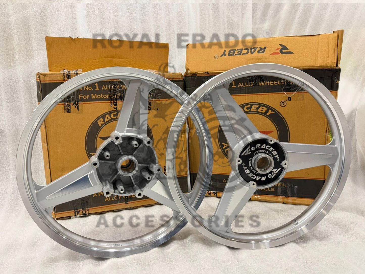 Kingway Raceby Broad Mercedes Diamond Chrome Cnc Silver Alloy Wheel Set For Royal Enfield Classic Double Disc And Thunderbird (Front 19” Disc & Rear Disc 18")
