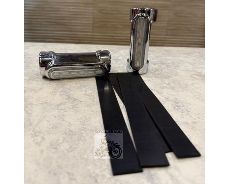 Leg Guard/Crash Guard Turn Signal Indicator Light Universal For Harley-davidson Royal Enfield Super Meteor 650 ( Compatible With Rear Leg Guard Also )