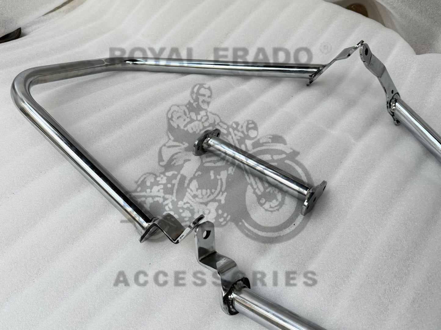 Super Meteor 650 Crash Guard In Chrome Can Attach To The Lower Fairing Of A Harley-davidson-style