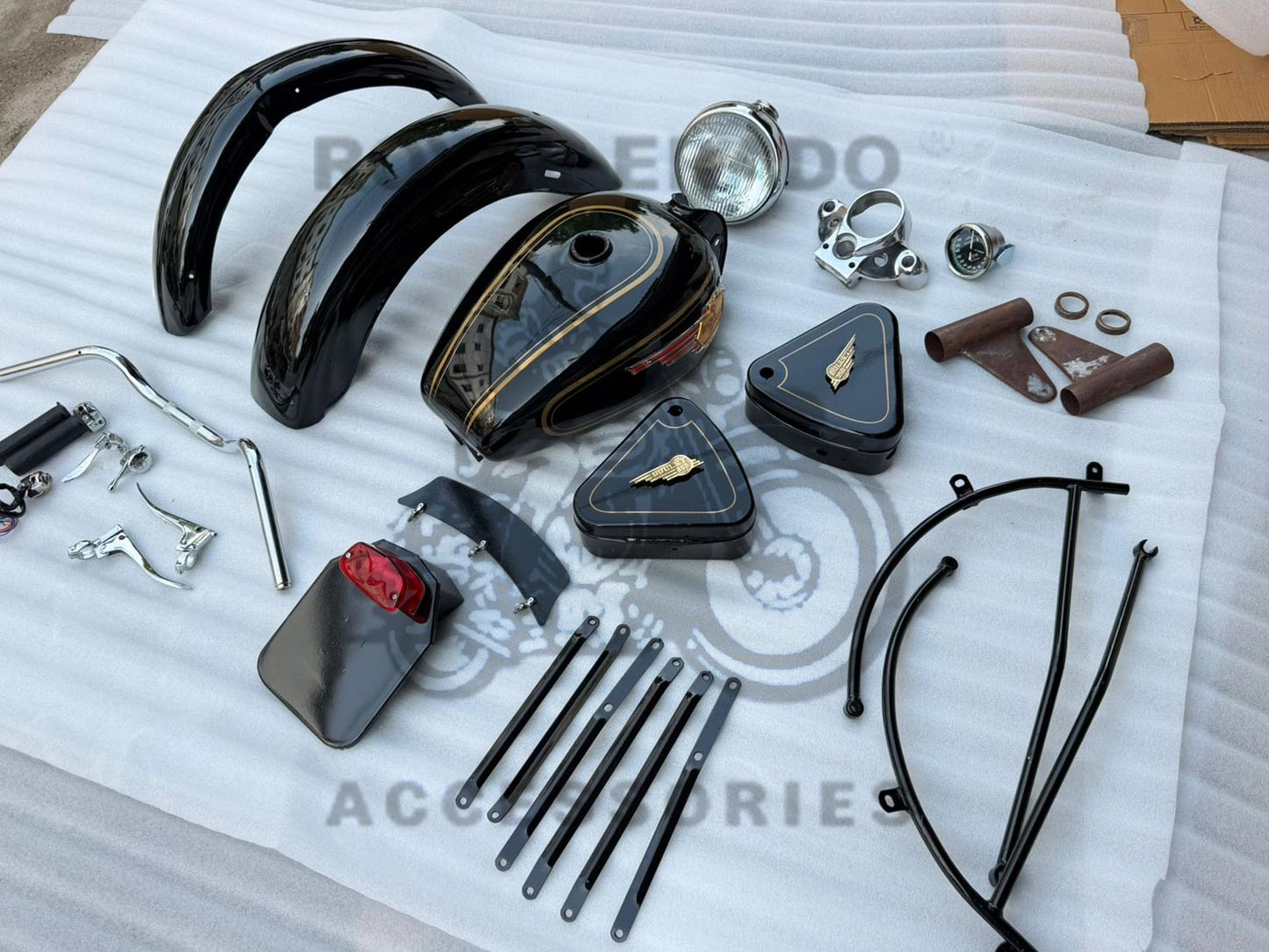 Vintage G2 Kit Indore Kit In Black (G2 Mudguard With Front And Rear Stays & Front & Rear Number Plate With Tail Light, G2 Tank With Monogram & Toolbox, Lever Handle Kit & G2 Head Light Assembly)