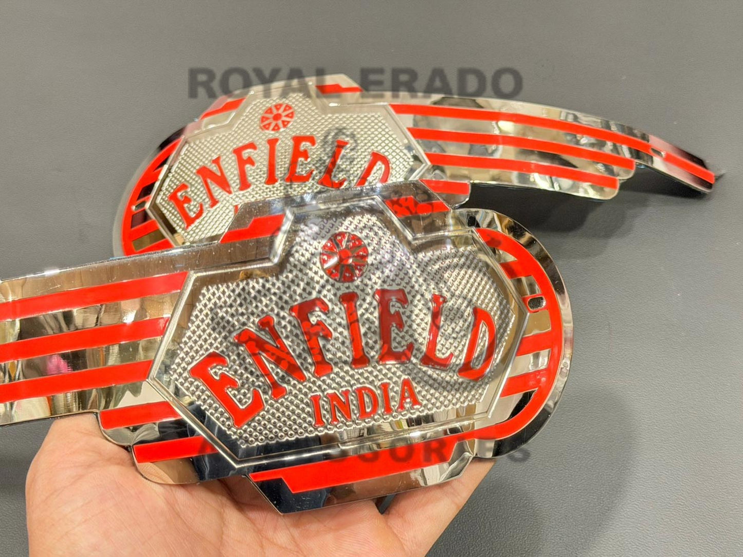 Tank Monogram Emblem Logo Enfield India In Chrome Vintage G2 1962 Old Model Bullet 350 Style For Royal Enfield Classic Electra Standard Reborn Classic Battalion Standard ( Can Screw And Paste Both ) With Double Side Tape