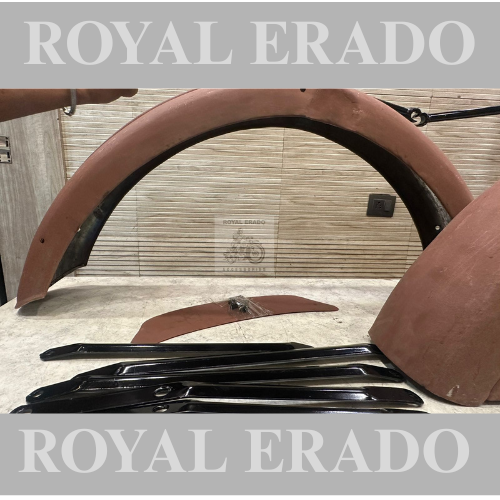 Royal Enfield old model vintage G2 1962 bullet 350 cast iron engine, CI engine standard electra mudguard front and rear with stays, taan and Patti and rear number plate And the tail light.
