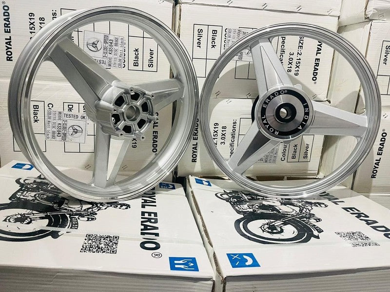 ROYAL ERADO DIAMOND MERCEDES SILVER CNC Alloy wheel for Royal Enfield  reborn classic single disc and new standard battalion after 2022 model ( front 19” disc & rear drum 18” )