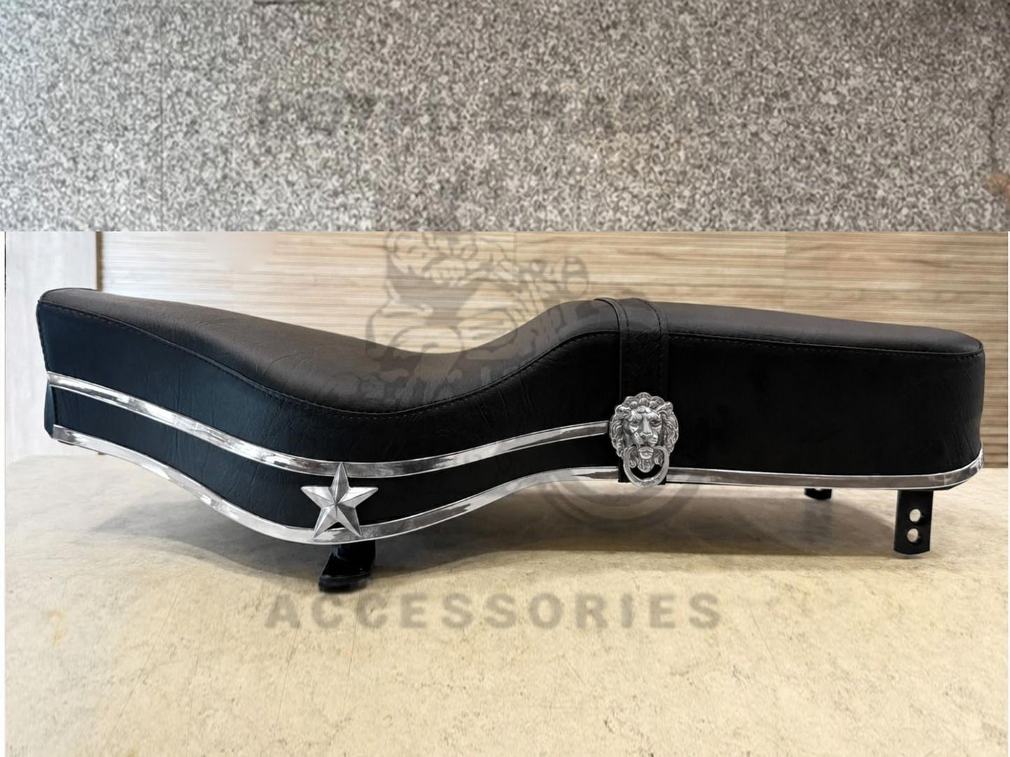 Seat With Chrome Beading, Chrome Star & Lion Logo For Vintage G2 1962 Old Model Bullet 350 Royal Enfield Classic Electra Standard