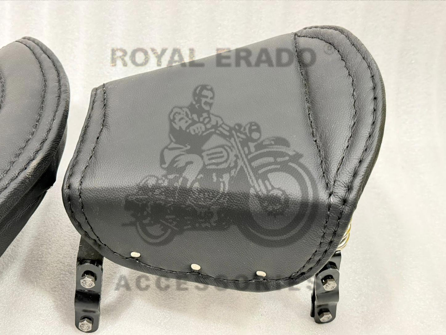 Royal Enfield / Bsa Vintage G2 1962 Old Model Bullet 350 Front & Rear Seat With Leather Cover And Spring For Standard & Electra (Arjun Reddy / Kabir Singh Seat)