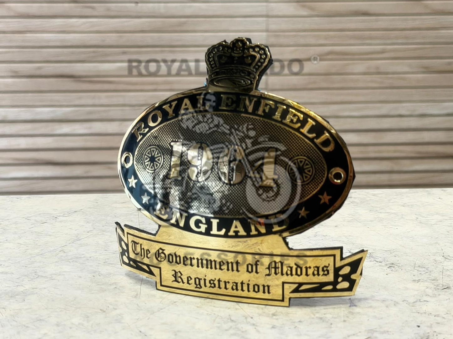 British England Crown Badge Emblem Cad Monogram Brass For Rear Mudguard For Reborn Classic Electra Standard Battalion Thunderbird Vintage Bsa Royal Enfield G2 1962 Old Model Bullet 350 (Can Scew & Also Have 3m Tape )