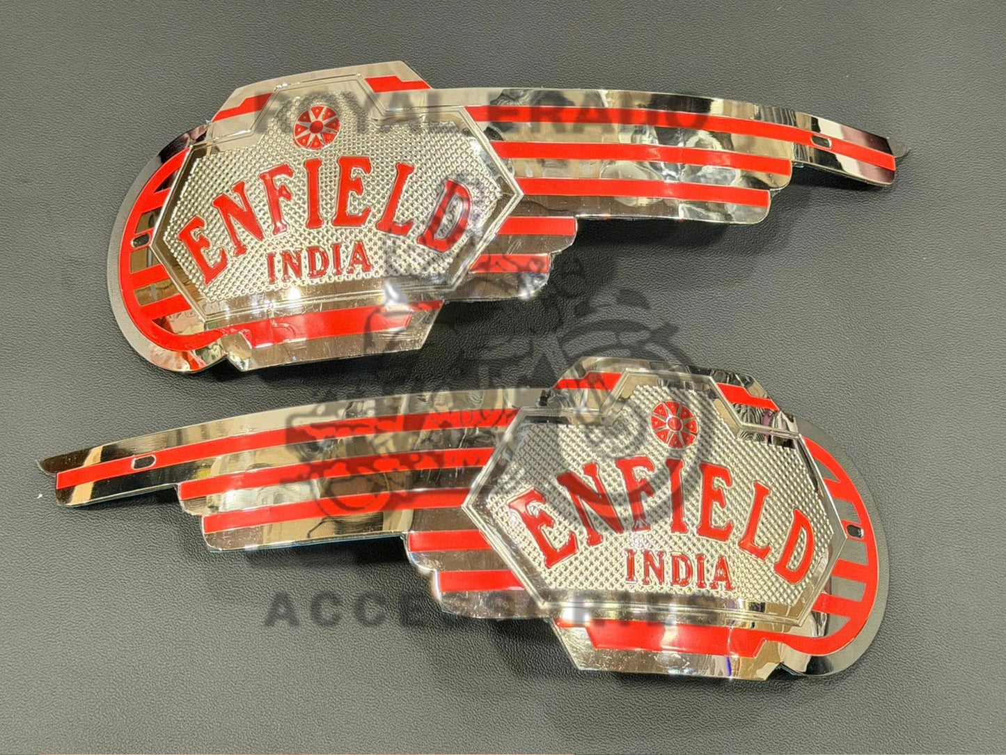 Tank Monogram Emblem Logo Enfield India In Chrome Vintage G2 1962 Old Model Bullet 350 Style For Royal Enfield Classic Electra Standard Reborn Classic Battalion Standard ( Can Screw And Paste Both ) With Double Side Tape