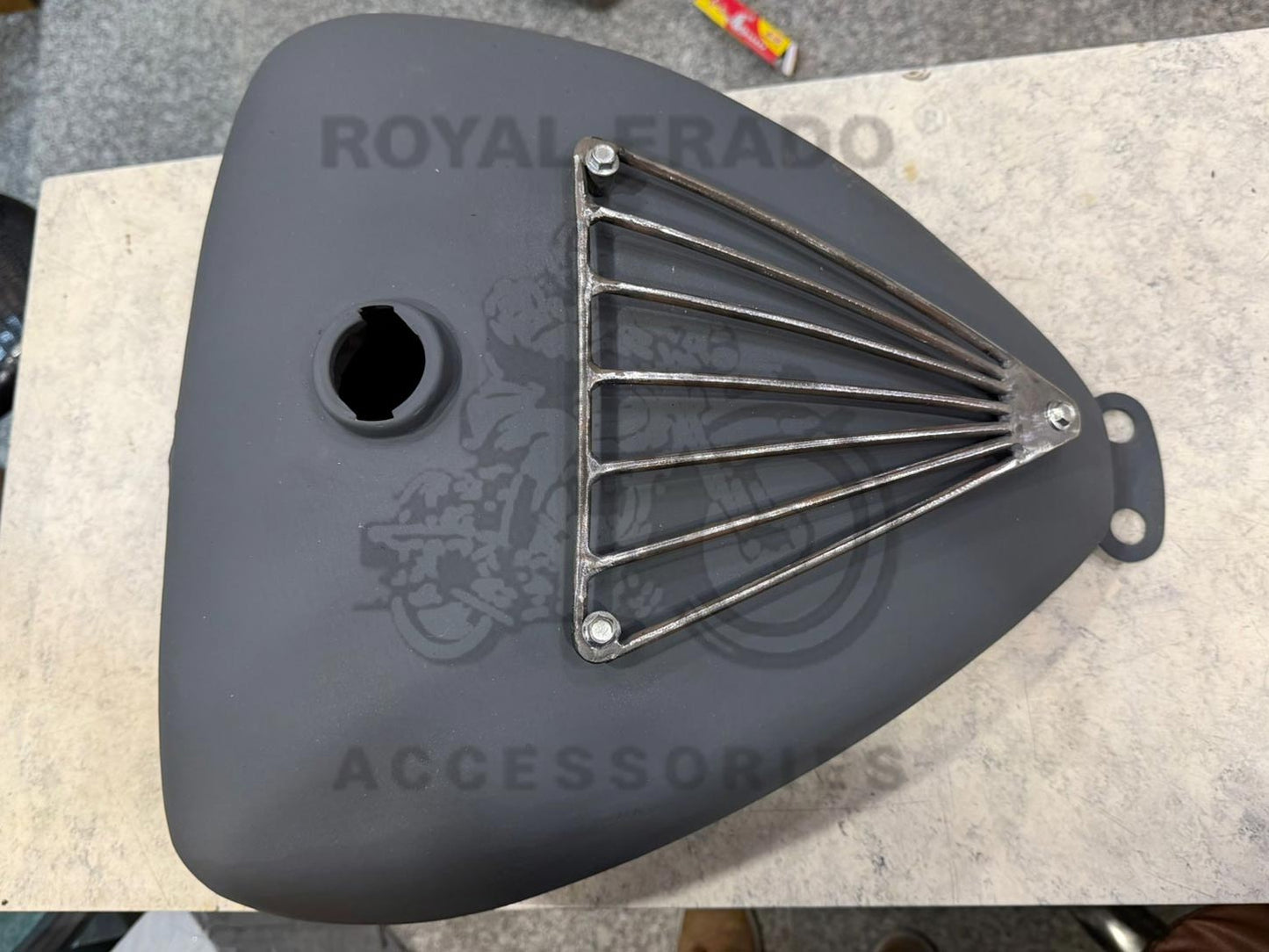 Harley Davidson Style Chopper, Bobber-style V-shaped Tank With Grill Without Paint For Royal Enfield Classic, Electra, Standard & Thunderbird