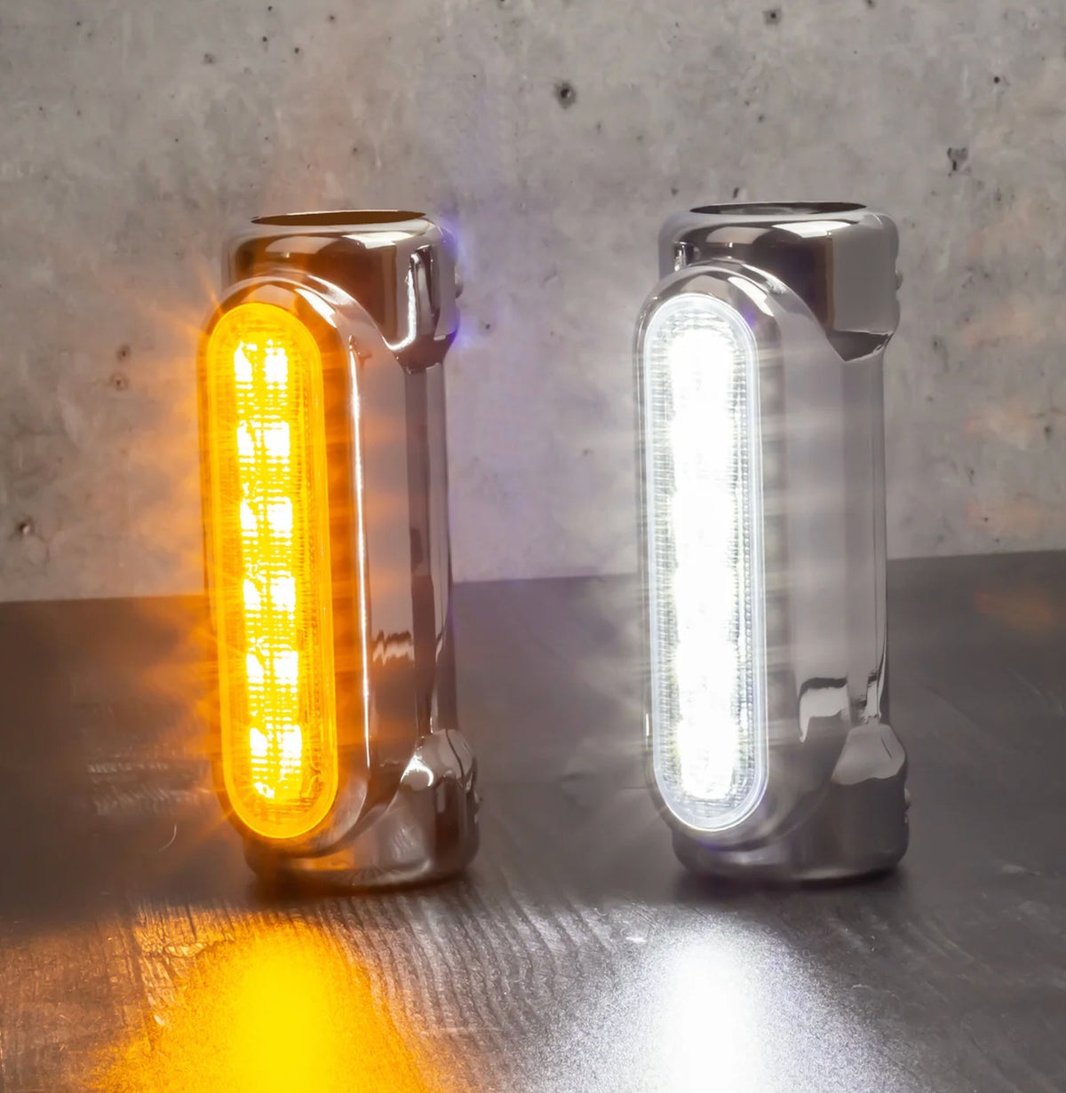 Leg Guard/Crash Guard Turn Signal Indicator Light Universal For Harley-davidson Royal Enfield Super Meteor 650 ( Compatible With Rear Leg Guard Also )