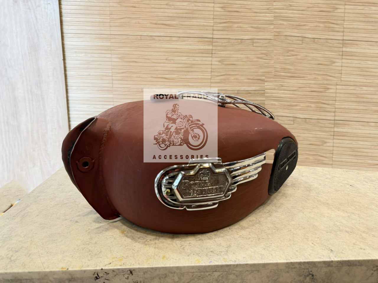 18 To 20 Litters Tank Without Paint For Royal Enfield Classic Electra Standard Thunderbird With Chrome Grill , Chrome Royal Enfield Tank Monogram & Knee Pad