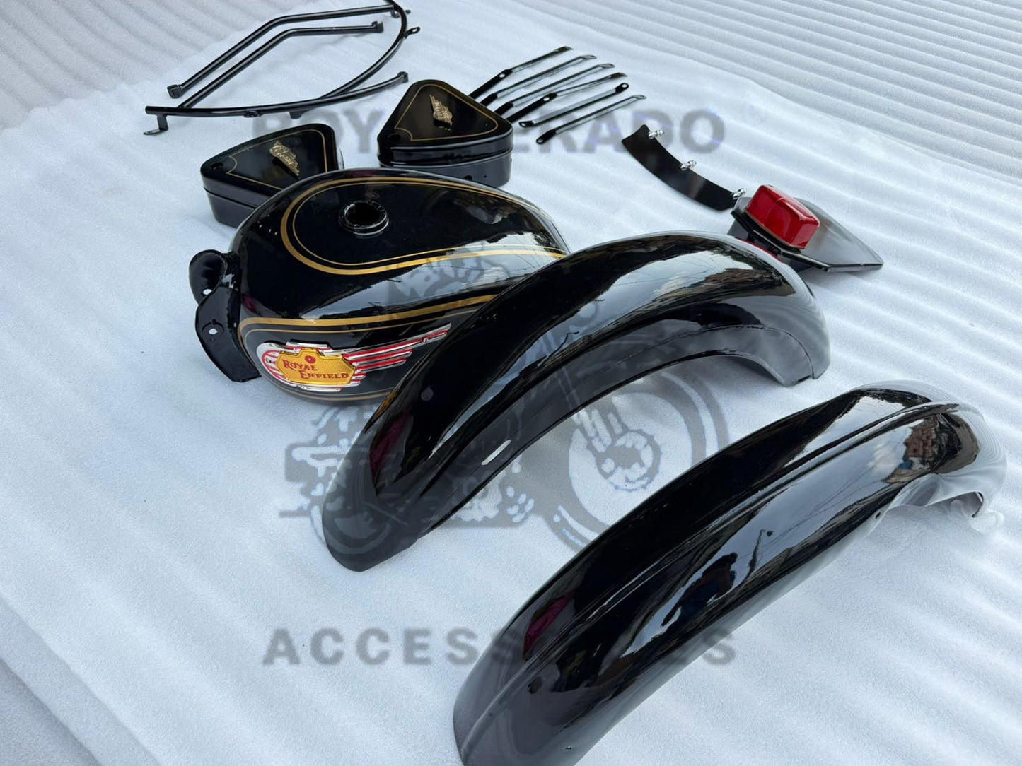 Vintage G2 Indore kit black, 1962 old model Bullet 350 kit (G2 mudguard with front and rear stays & front & rear number plate with tail light, G2 tank with monogram & toolbox flat for Royal Enfield Classic Electra Standard before 2013 model