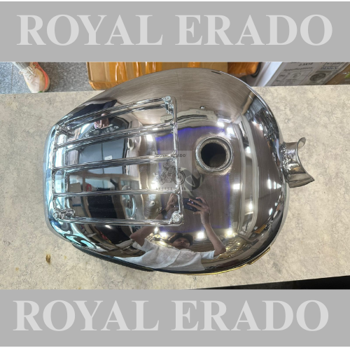 Royal Enfield vintage g2 1962 old model bullet 350 Ctandard Classic Electra chrome tank with grill and knee pad and brass monogram.