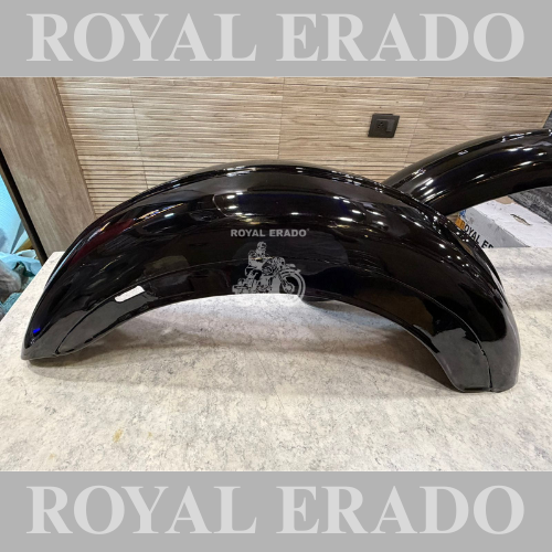 Royal Enfield vintage G2 1962 old model Bullet 350 front and rear black mudguard with line at centre ( bech mai dhare nas vale ).