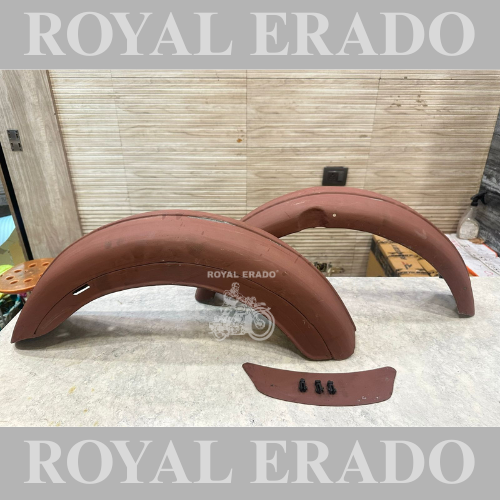 Royal Enfield vintage G2 1962 old model bullet 350 front and rear mudguard with line at centre ( bech mai dhare nas vale )