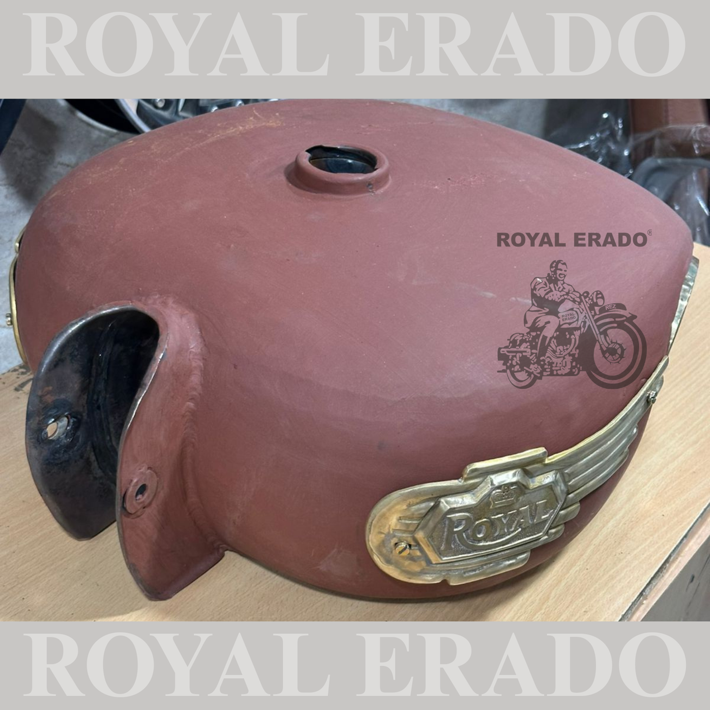 Royal Enfield Classic Electra Standard tank in 18 to 20 liters tank with brass monogram &amp; brass knee pad