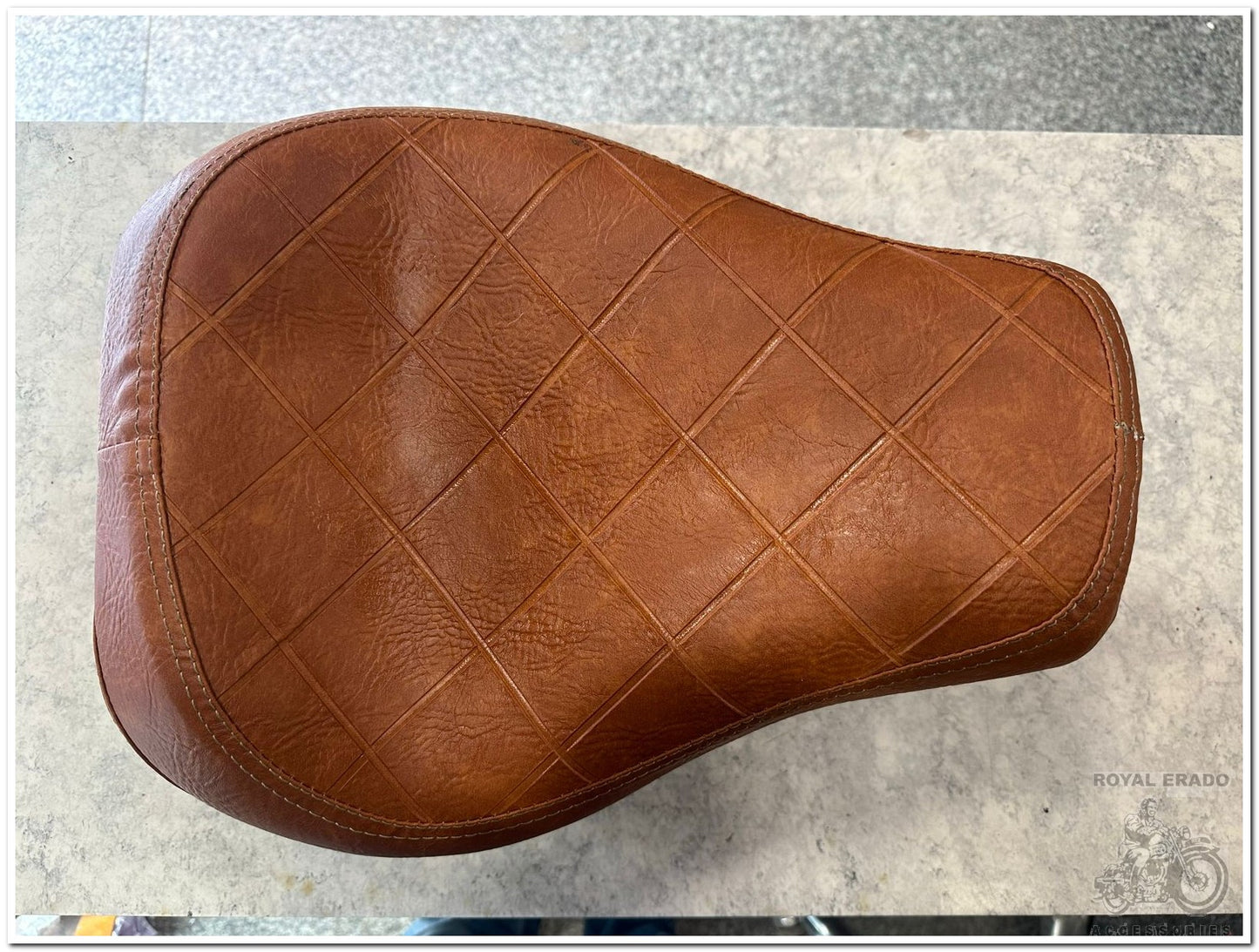 Jawa perak folding seat in tan colour