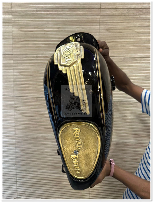 Royal Enfield Vintage G2 1962 Old Bullet 350 Black Tank With Brass Monogram And Brass Knee Pad 18 To 20 Litres Big Size For Classic Electra And Standard BS-3 BS-4