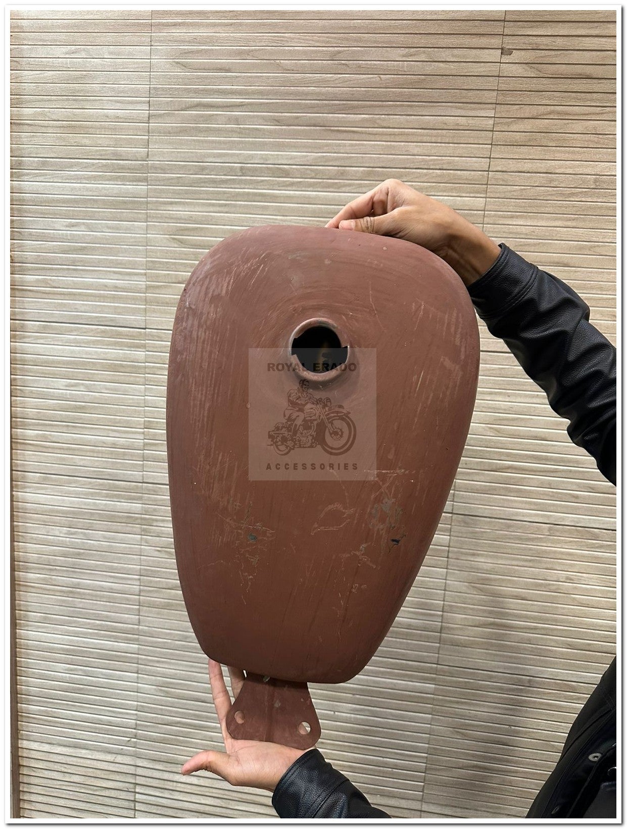 Harley Davidson 883 Bobber peanut design style tank for royal enfield classic electra standard  thunderbird 350 with fuel pump slot