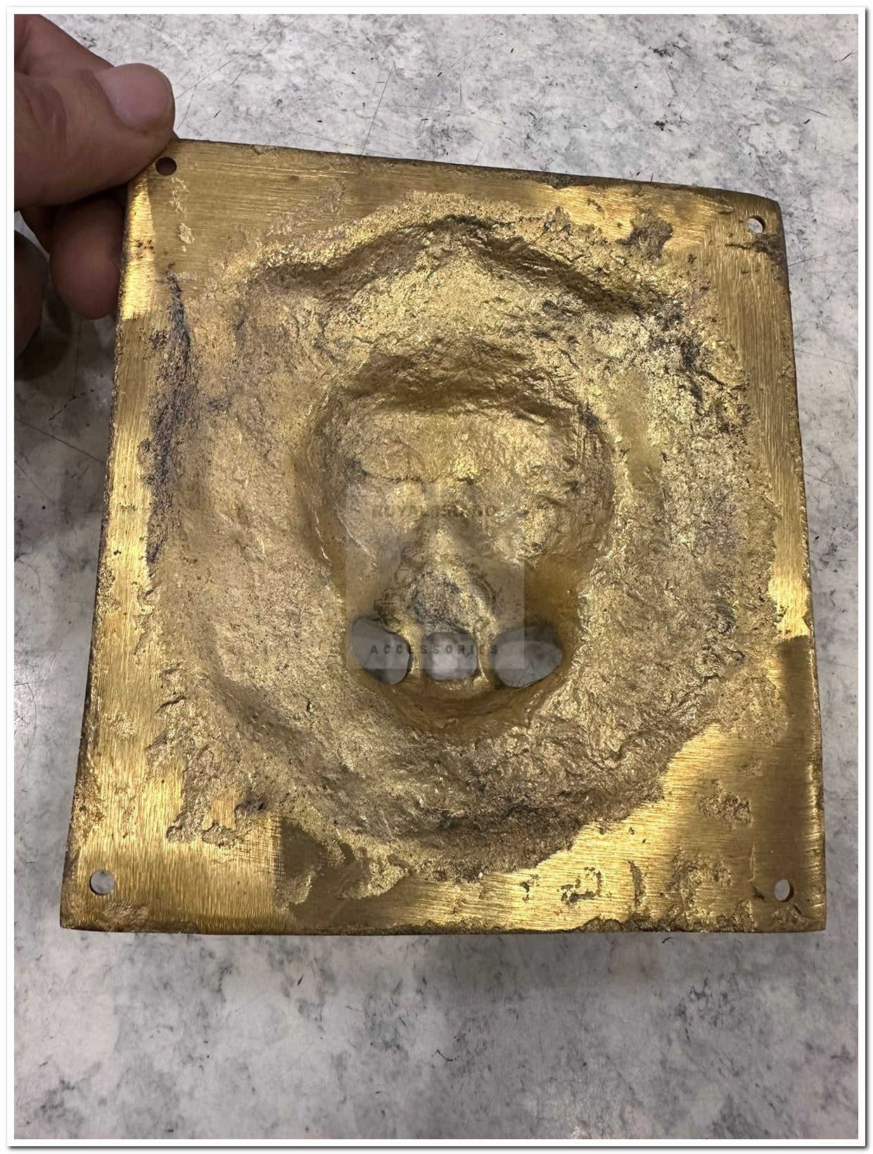 Royal enfield classic electra standard battalion reborn & vintage g2 1962 old model bullet 350 brass lion face monogram logo  for battery cover