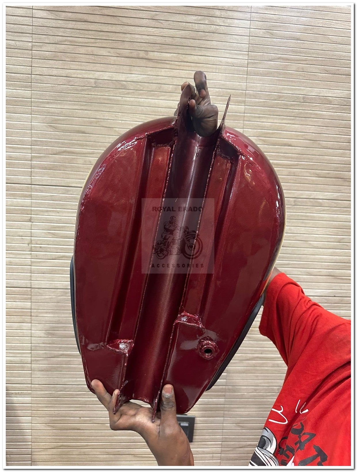 Royal Enfield classic bs-3 be-4 fuel tank petrol tank in Mehroon colour with knee pad s