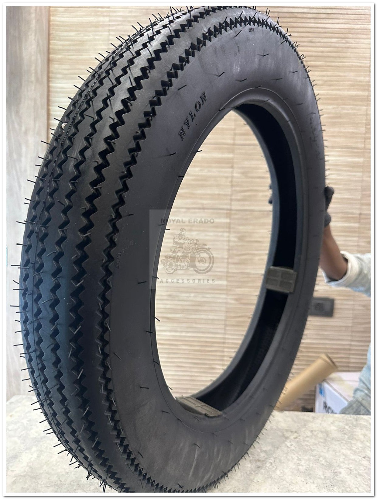 Royal Enfield Classic (BS3, BS4), Electra Standard Thunderbird, Reborn Battalion vintage g2 1962 old model bullet 350 balloon tyre 19” for bobber Harley Davidson look.