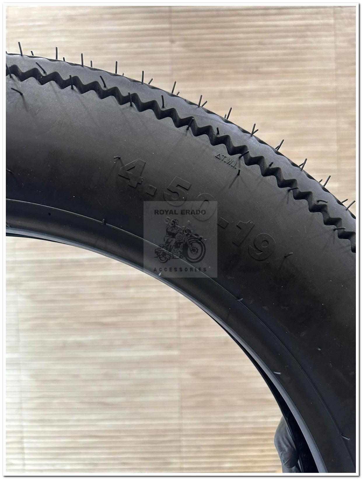 Royal Enfield Classic (BS3, BS4), Electra Standard Thunderbird, Reborn Battalion vintage g2 1962 old model bullet 350 balloon tyre 19” for bobber Harley Davidson look.