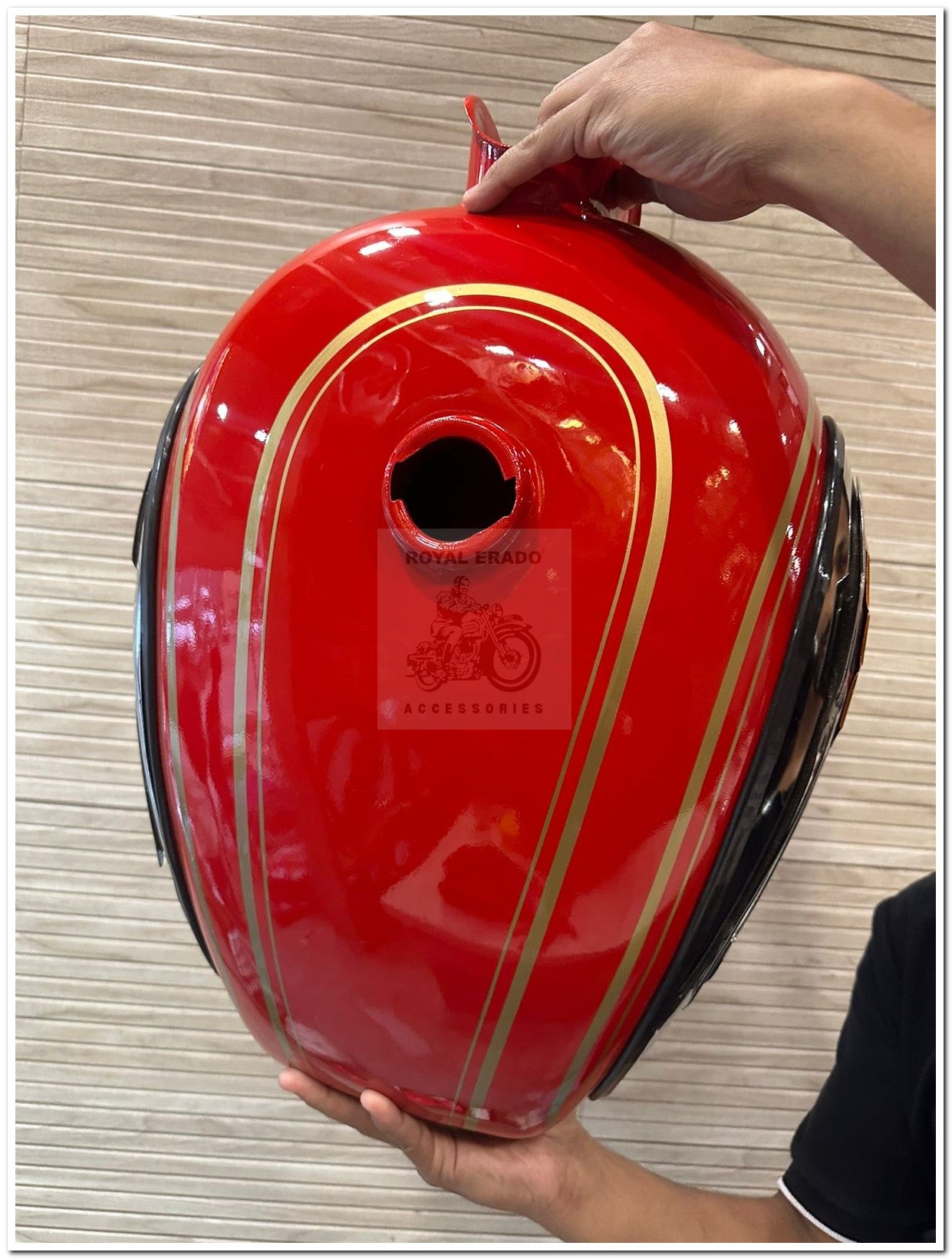 Royal Enfield vintage G2 1962 old model bullet 350 Standard Electra Classic side chrome plate red tank with Royal Enfield monogram.