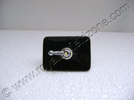 Royal Enfield black tappet plate with chrome wing nut for vintage G2 1962 old model bullet 350 standard Electra cast iron engine ci engine.