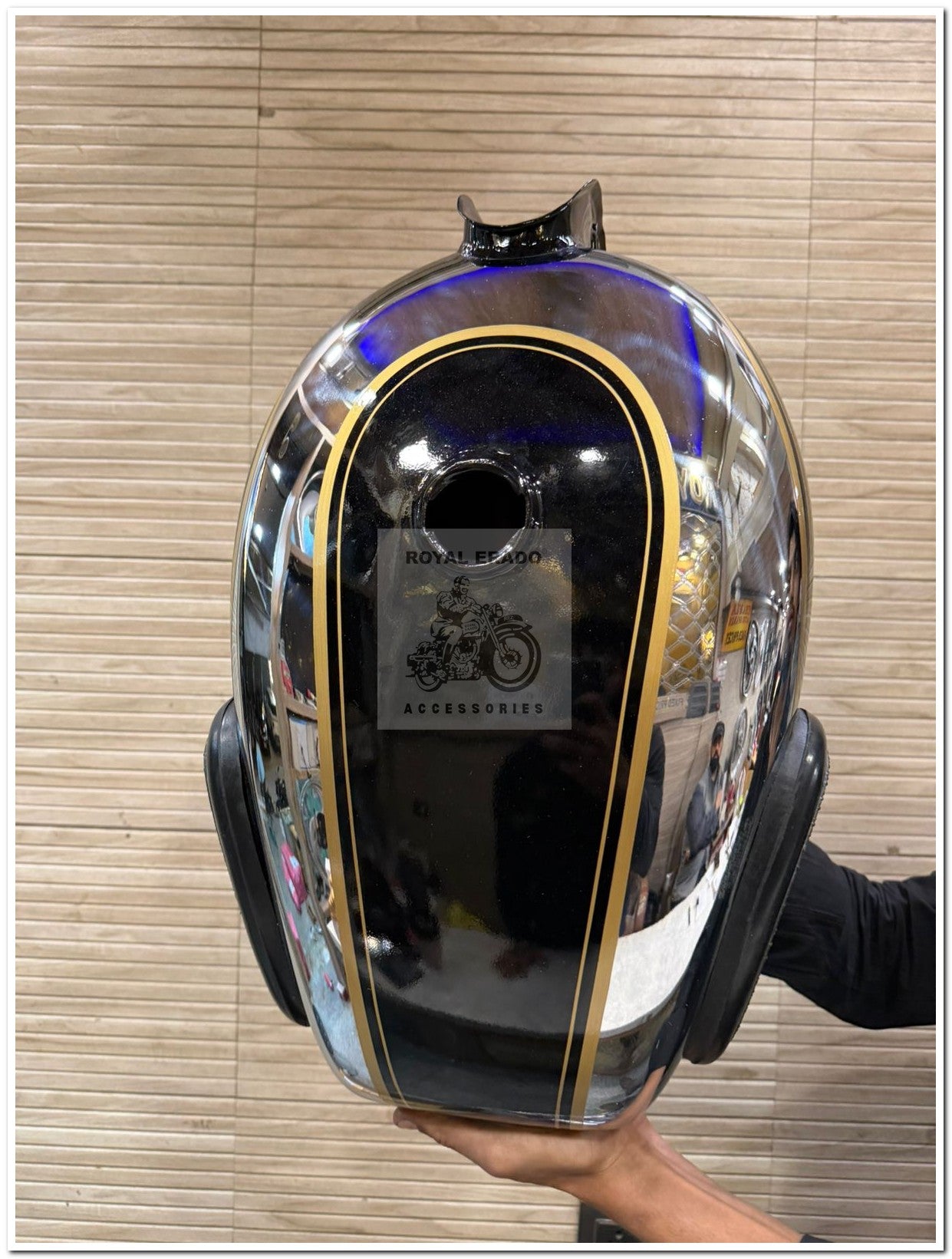 Royal Enfield chrome black Machismo design tank with knee pad for vintage g2 1963 old model Bullet 350 cast iron engine, CI Engine Classic Electra Standard