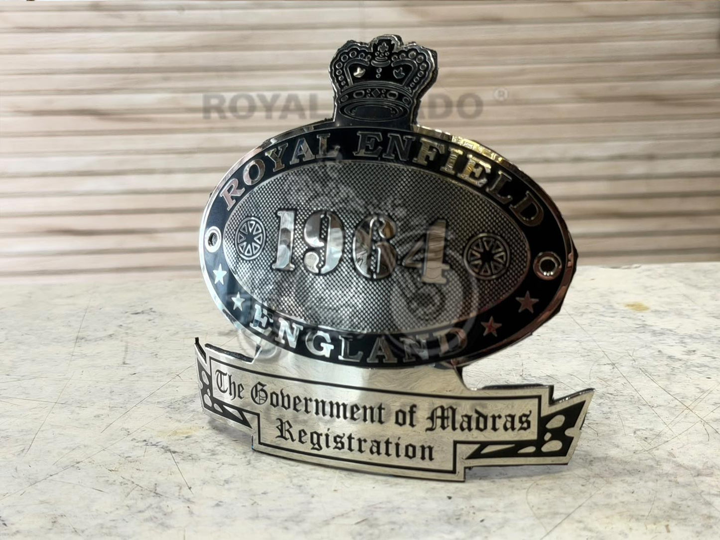 British England Crown Badge Emblem CAD Monogram Chrome For the rear mudguard for Reborn Classic Electra Standard battalion Thunderbird Vintage BSA Royal Enfield G2 1962 Old Model Bullet 350 (can scew & also have 3m tape )