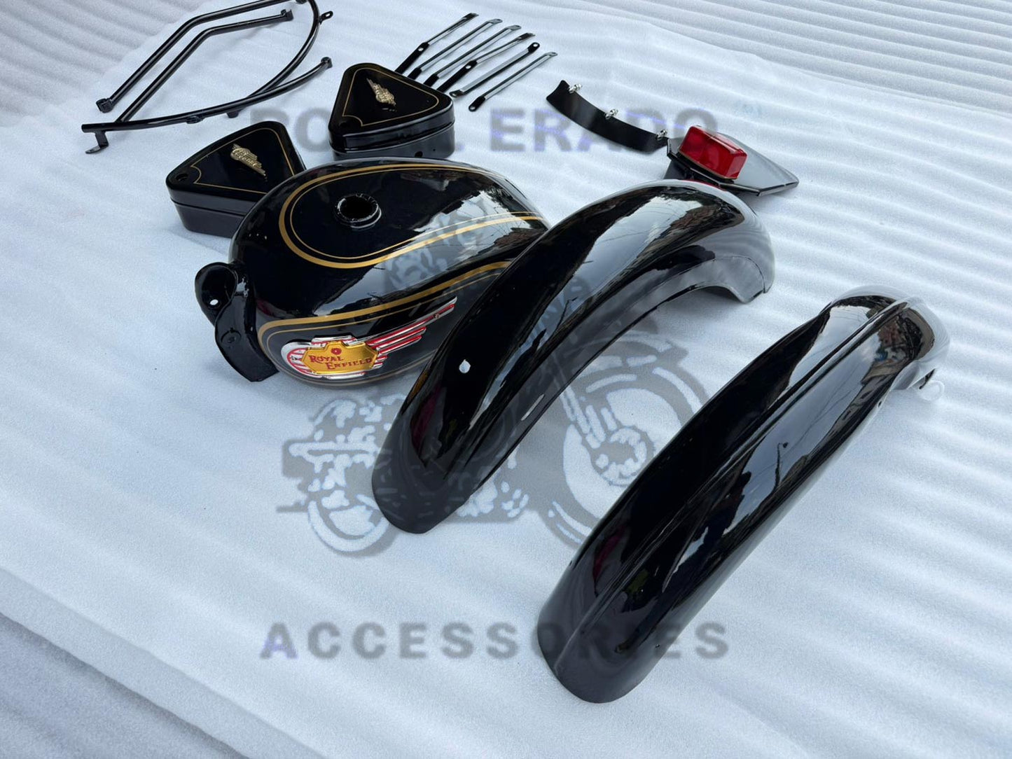 Vintage G2 Indore kit black, 1962 old model Bullet 350 kit (G2 mudguard with front and rear stays & front & rear number plate with tail light, G2 tank with monogram & toolbox flat for Royal Enfield Classic Electra Standard before 2013 model